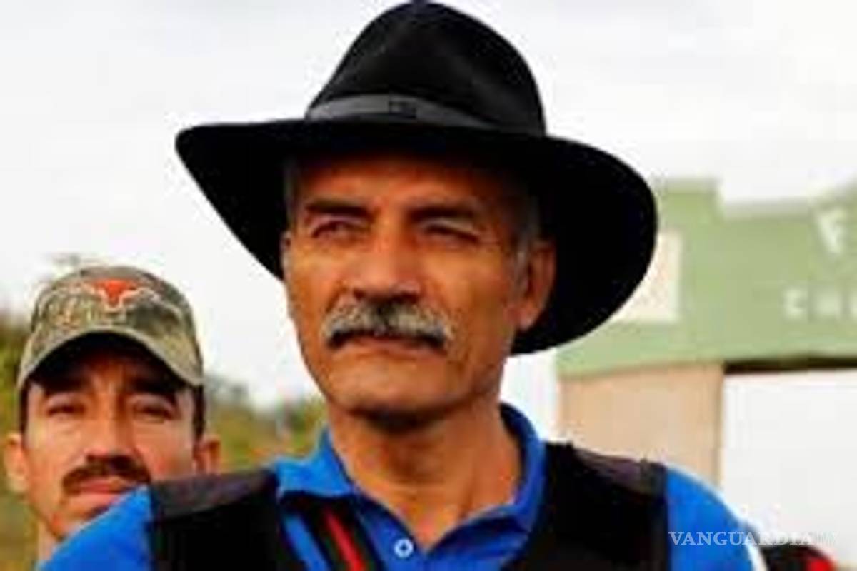 Por decisión de un juez salen en libertad 70 autodefensas con excepción de su vocero el Dr. Mireles