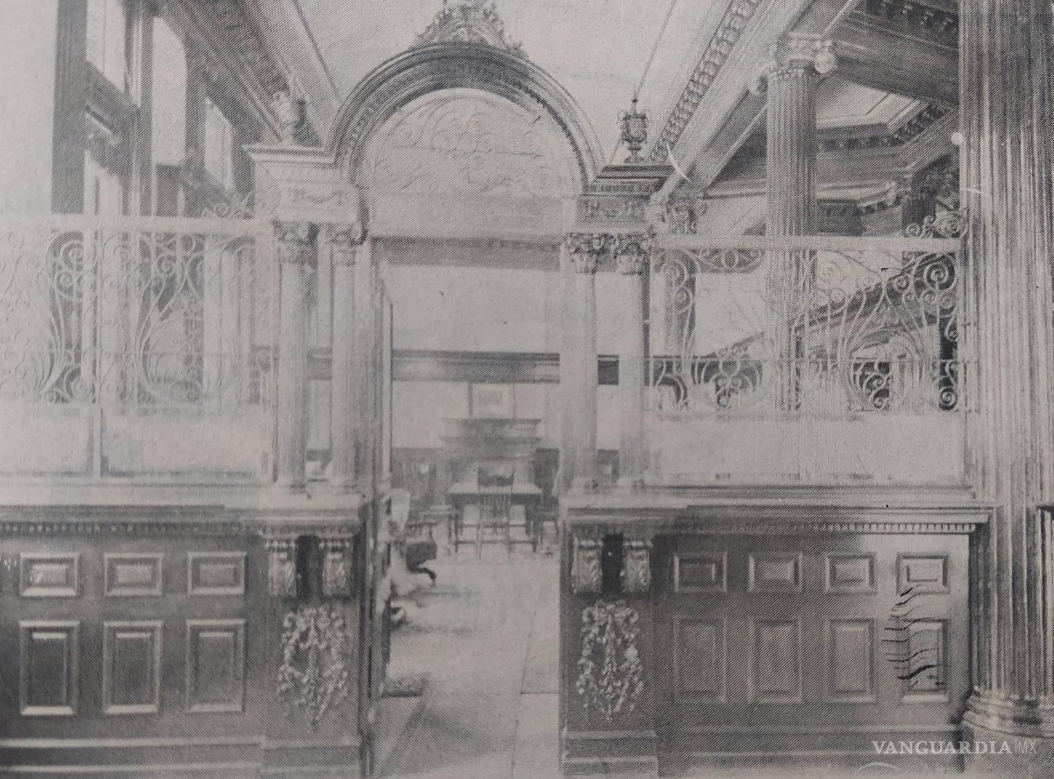 $!Interior del Banco Coahuila.