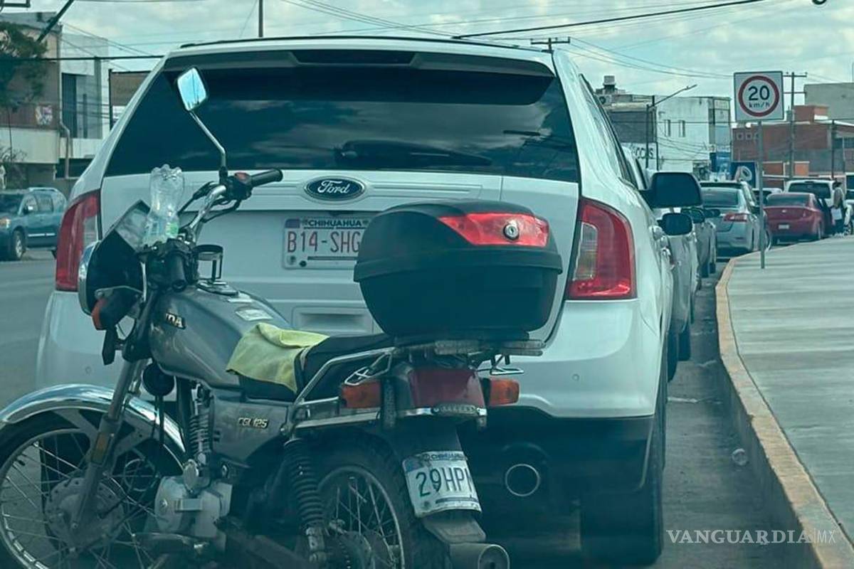 $!Conductores circulan por la vialidad que será modificada para mejorar el flujo de emergencia.