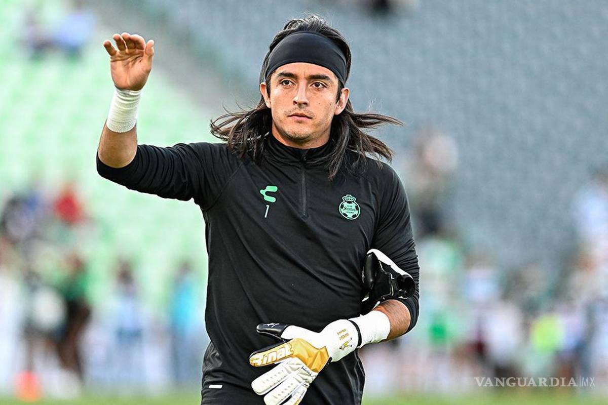 ¿Del cielo al Infierno? Santos Laguna escucha ofertas del Toluca por Carlos Acevedo