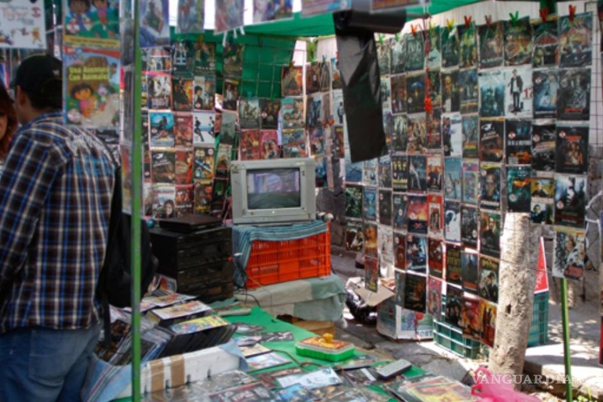 FGR dejó de combatir la piratería en México, advierten