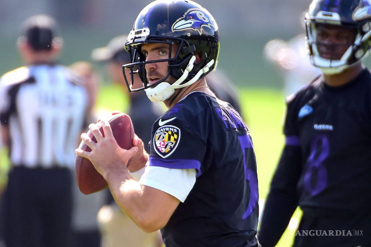 Joe Flacco regresa a los entrenamientos con los Ravens