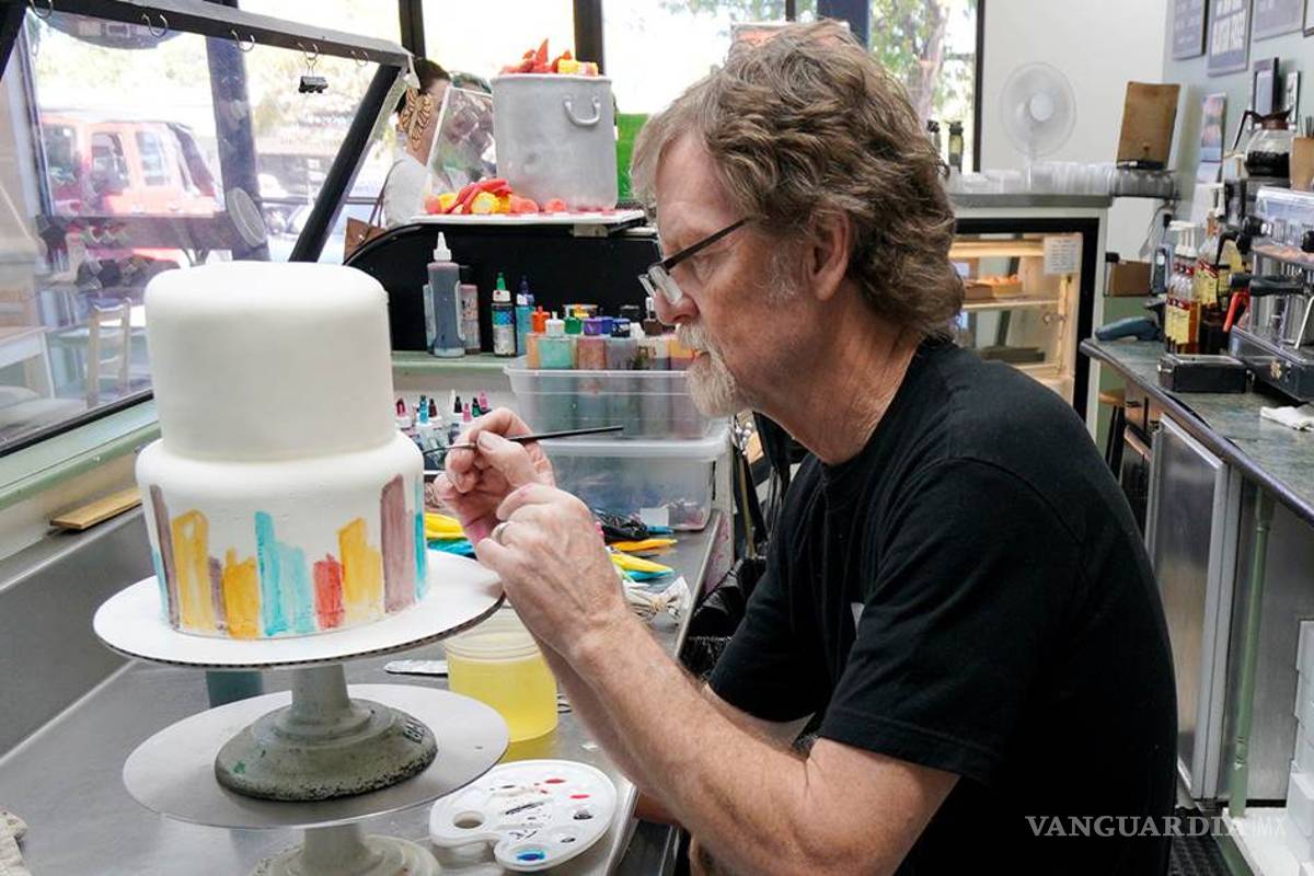 Mujer trans demandó a pastelero porque se negó a hacerle uno para festejar su cambio de sexo