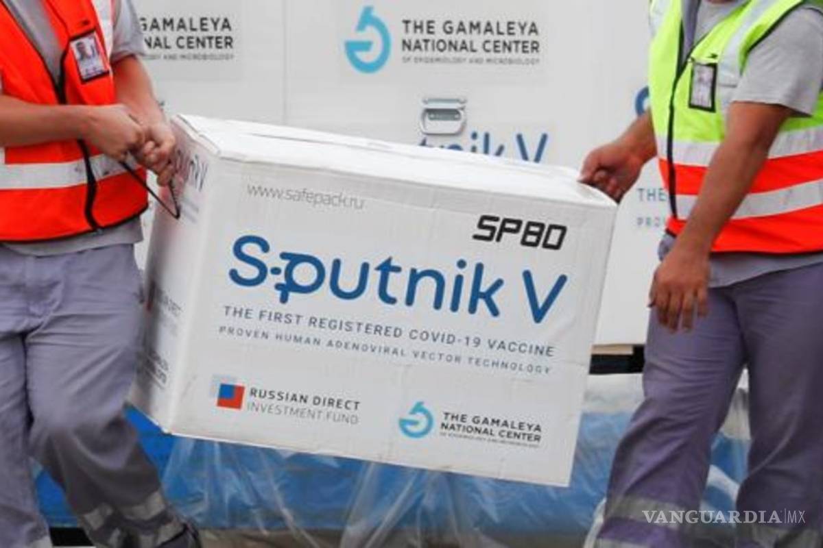 Aseguran en Rusia que las personas con dos dosis de Sputnik ya no contagian de COVID