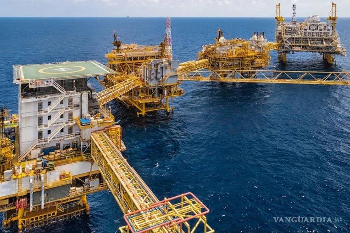 Cae 54% la utilidad neta de Pemex en primer trimestre