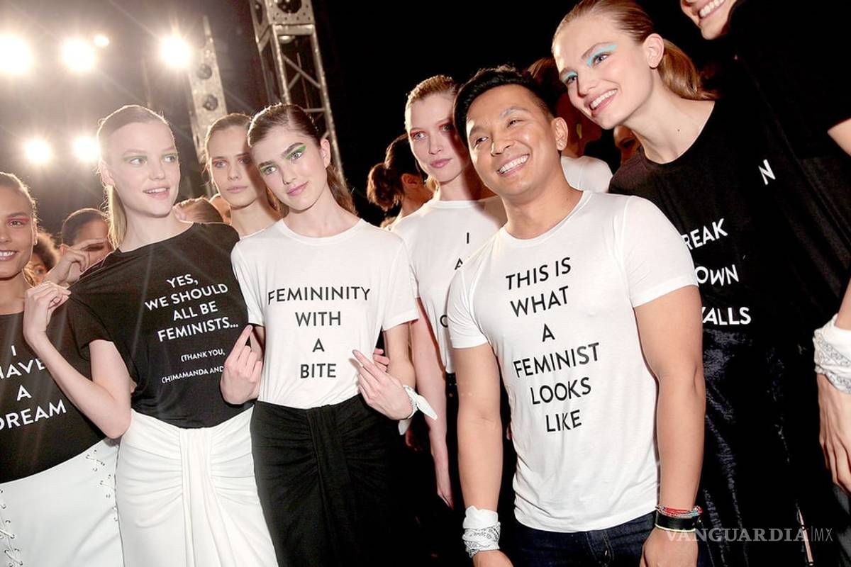 Protestas contra Trump llegan a las pasarelas