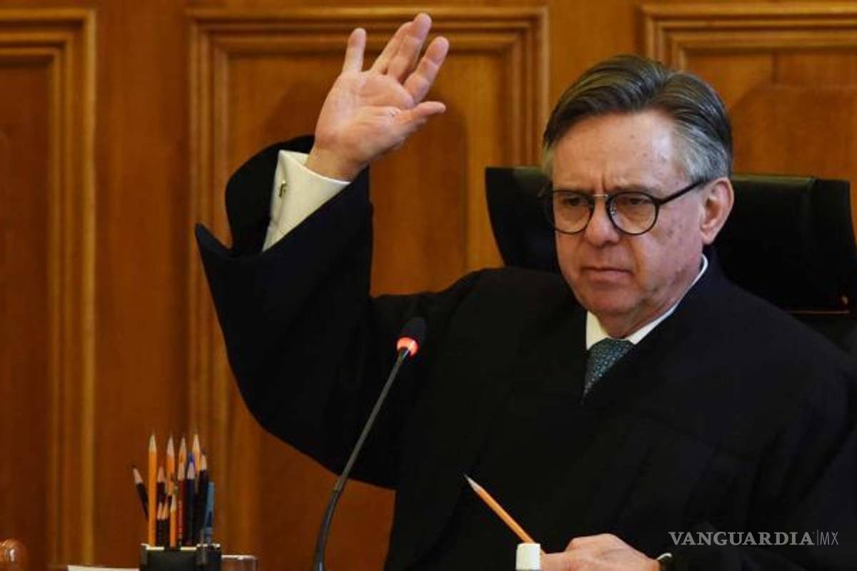 A pesar de promesa, presidencia no difunde las &quot;causas graves&quot; de renuncia de Medina Mora