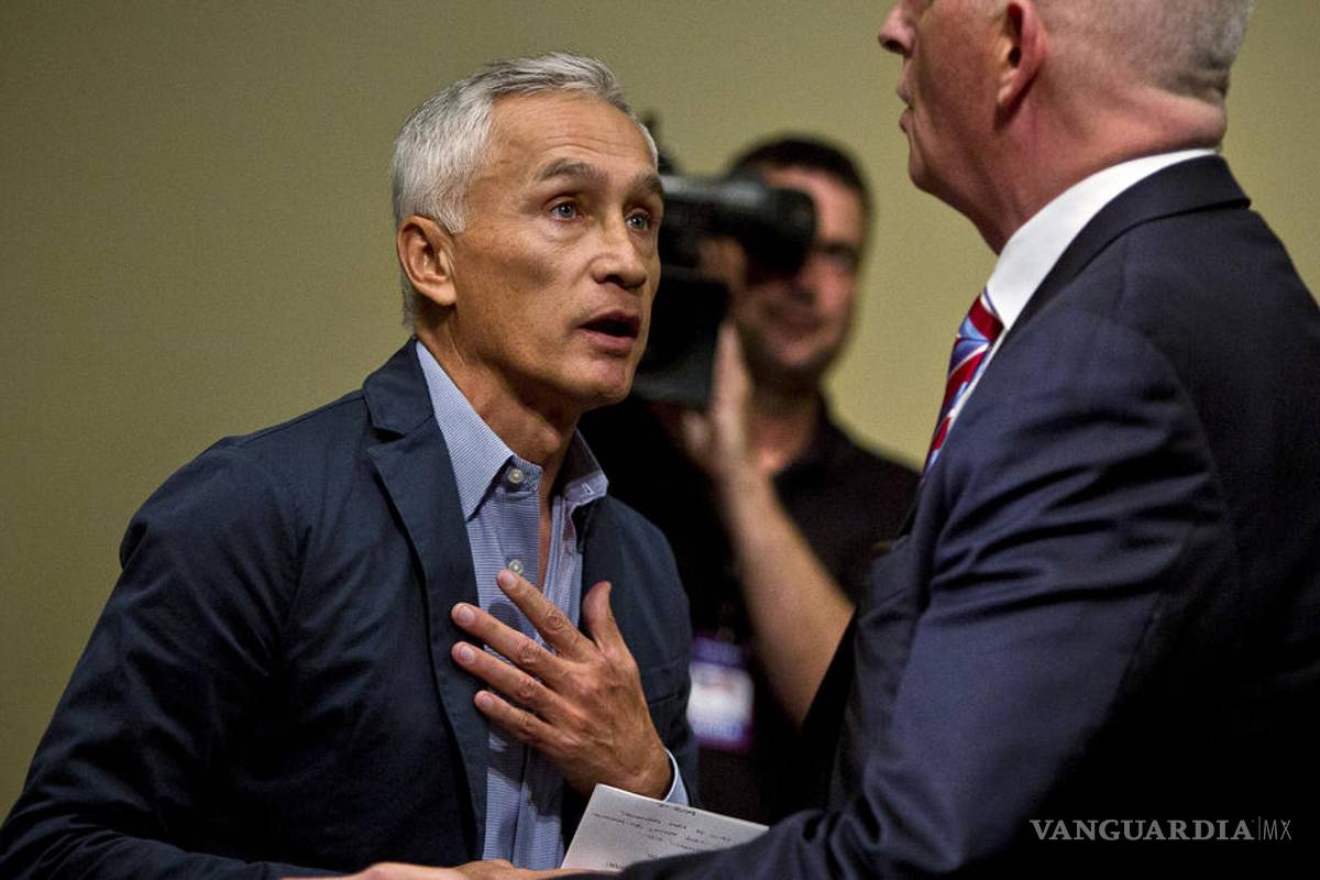 'Llueven' presiones contra Maduro luego de retener a Jorge Ramos y periodistas de Univisión... Gobierno de AMLO también protestó