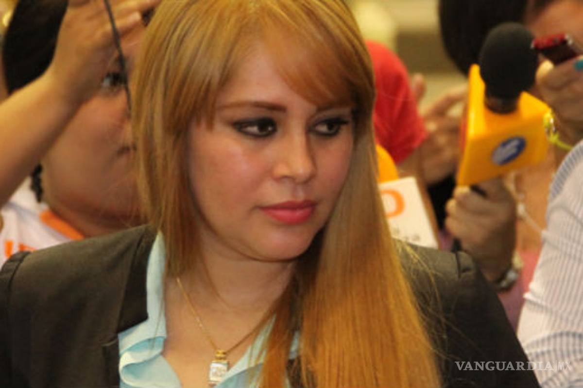 Diputados retirarán fuero a Lucero Sánchez la 'Chapo diputada'