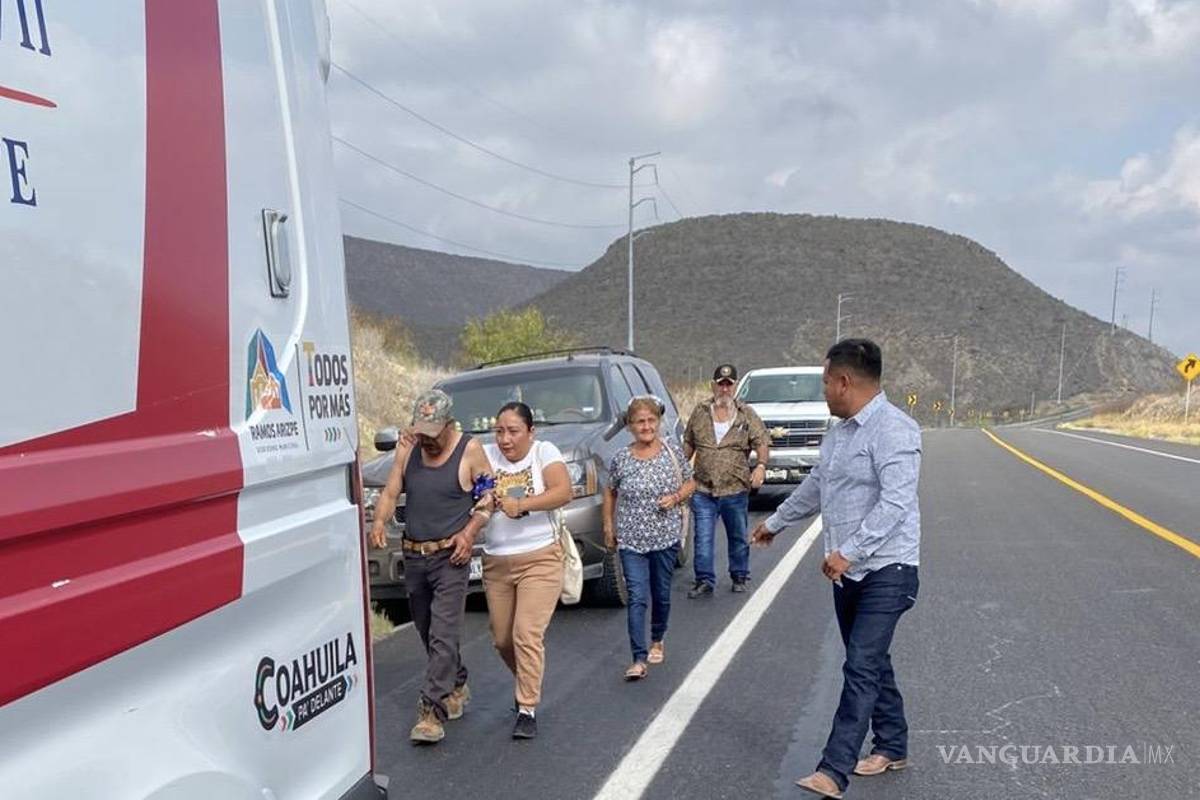 Muerde serpiente de cascabel a un hombre en el Ejido Paredón, en Ramos Arizpe