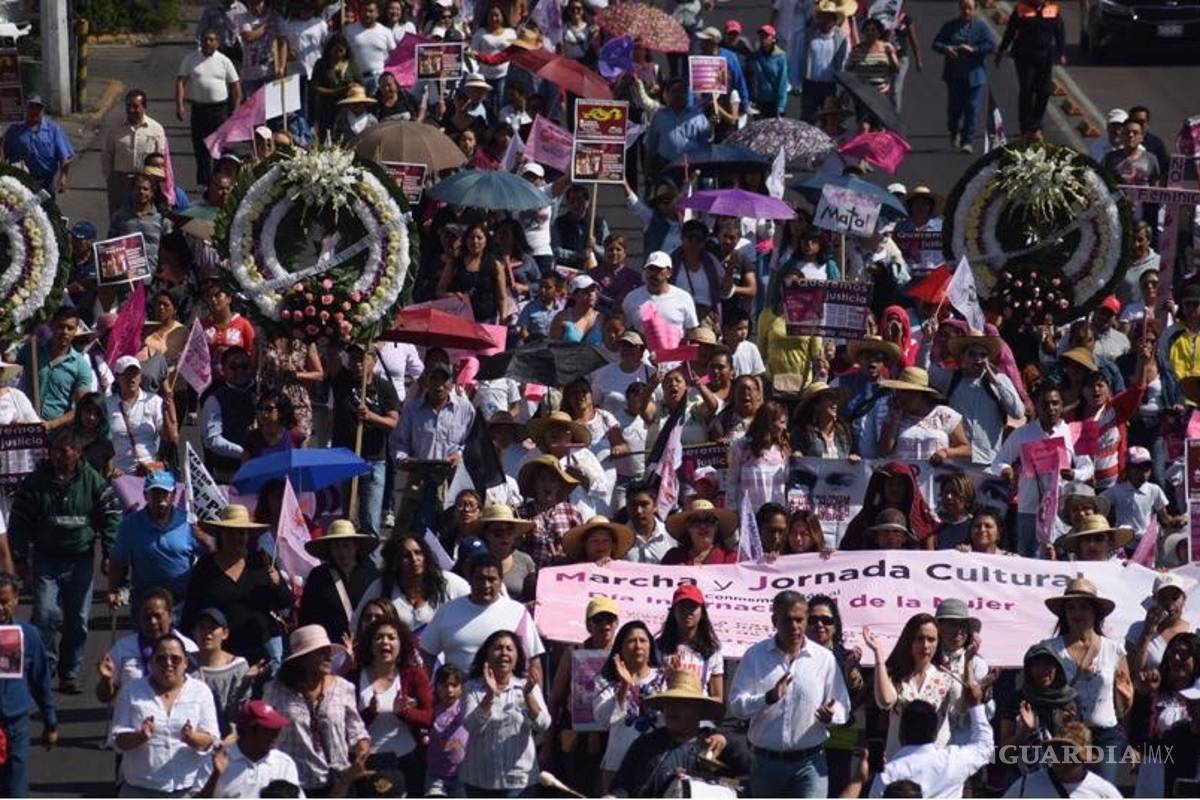 “¡Justicia, no salario rosa!”, exigen en marcha contra feminicidios en el Edomex
