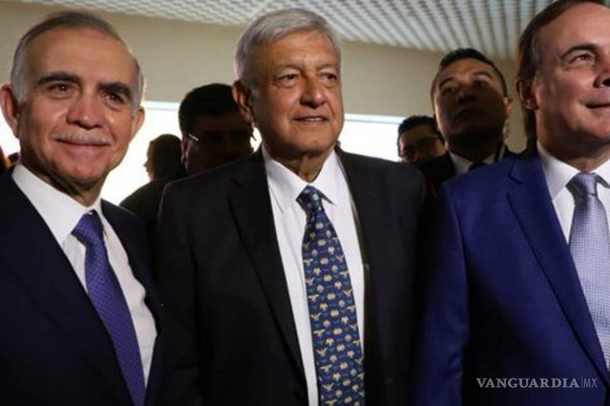 AMLO y empresarios hablan de inversión para jóvenes por 110,000 millones de pesos