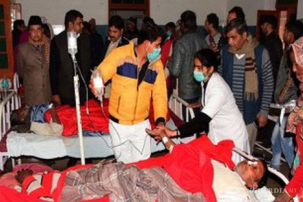 $!Al menos 52 muertos en India por ingerir licor adulterado