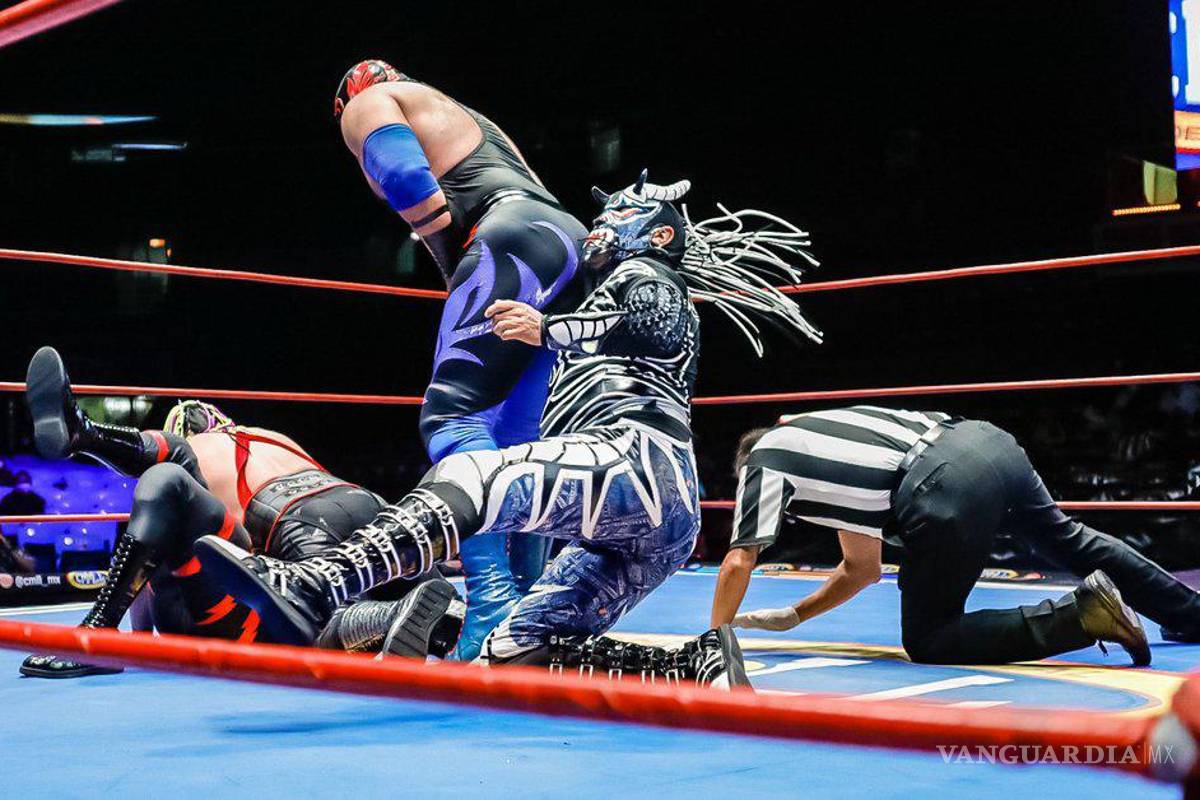 Temblor interrumpe Lucha del CMLL en la Arena México