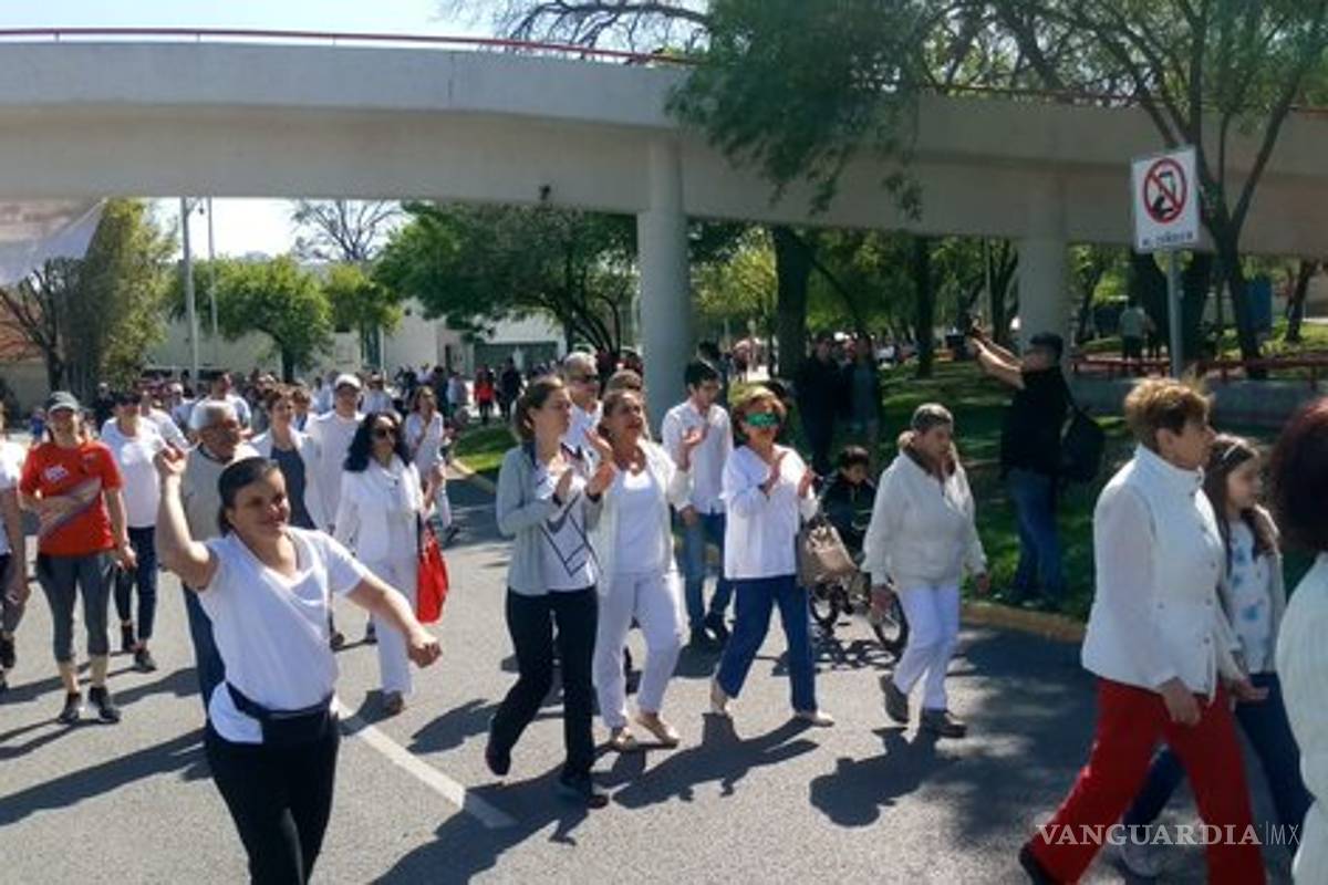 Marchan en San Pedro, Nuevo León, en protesta por la inseguridad