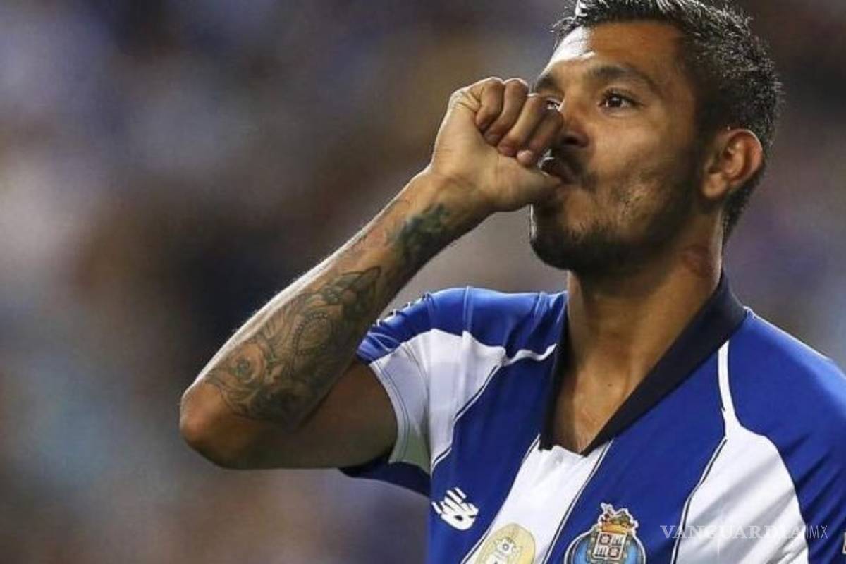 Primero fue Layún...¿Sigue el 'Tecatito'?