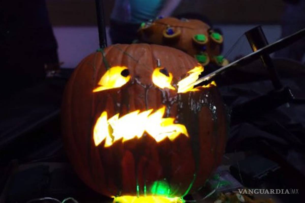 NASA realiza concurso anual de tallado de calabazas