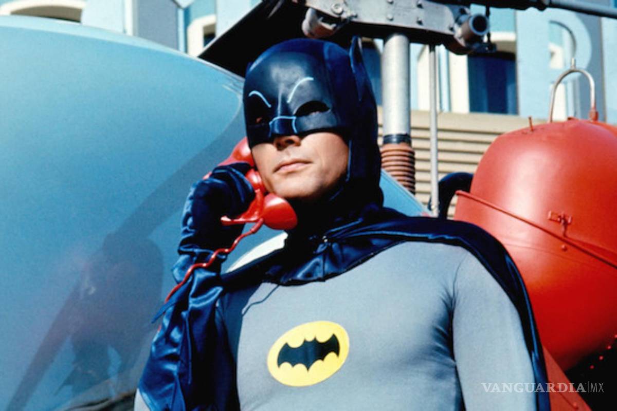‘Zap!’, ‘Bam!’ ‘Zaaaas!’, la icónica serie ‘Batman’ protagonizada por Adam West cumple 57 años