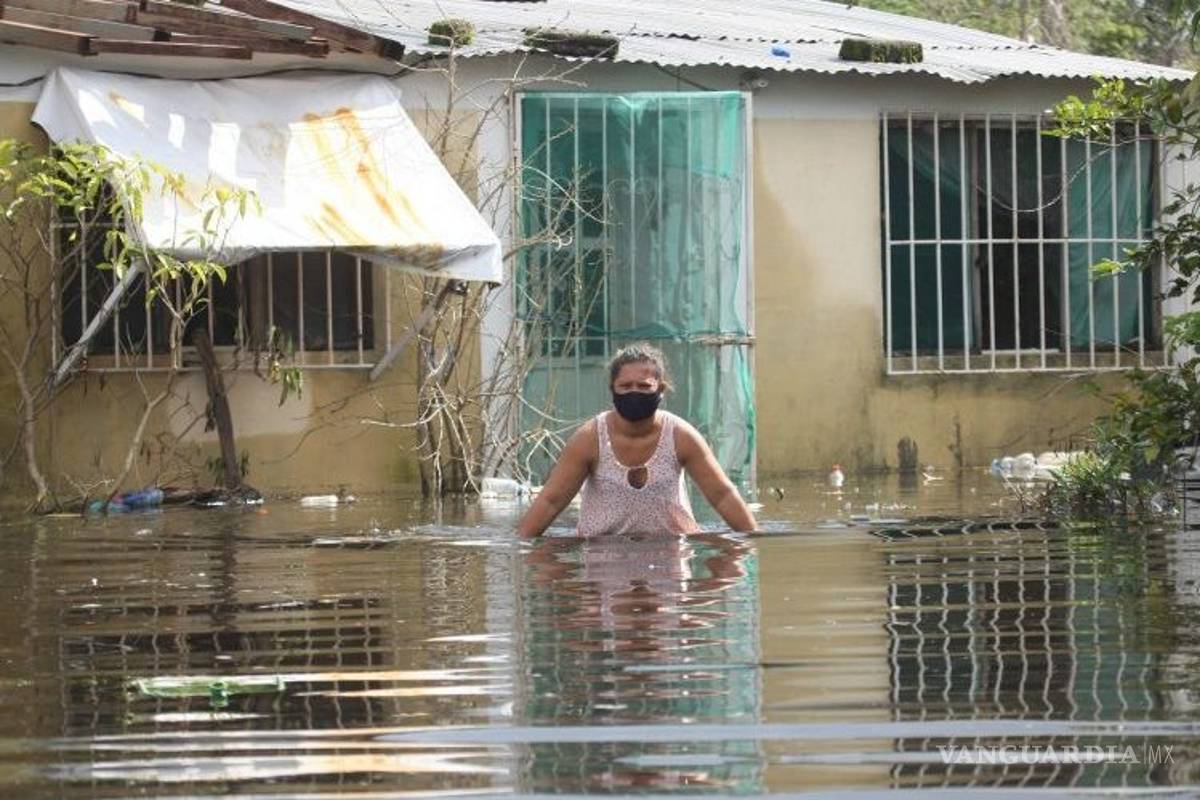 Inundaciones en Tabasco alcanzan hasta tres metros de altura