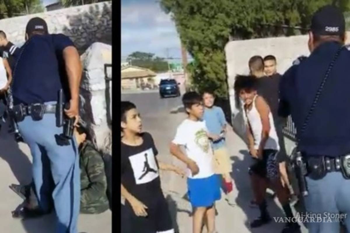 Policía apunta a niños con su pistola en El Paso, Texas (video)