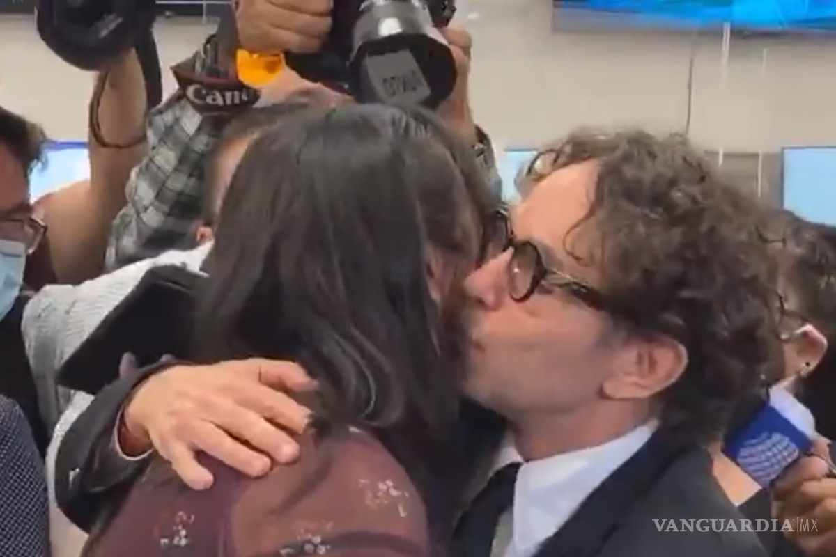 Se disculpa Quadri con María Clemente en ‘conmovedor’ encuentro; condena violencia trans