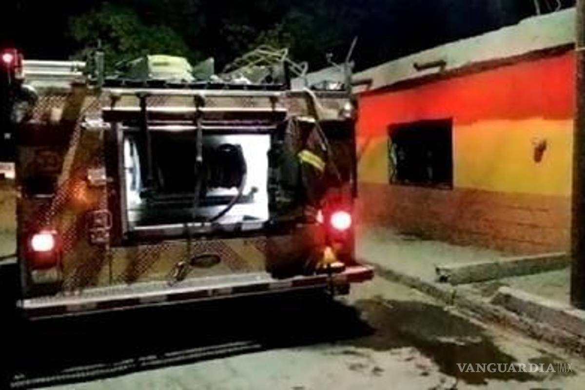 Incendia la casa de su pareja sentimental tras fuerte discusión en Torreón