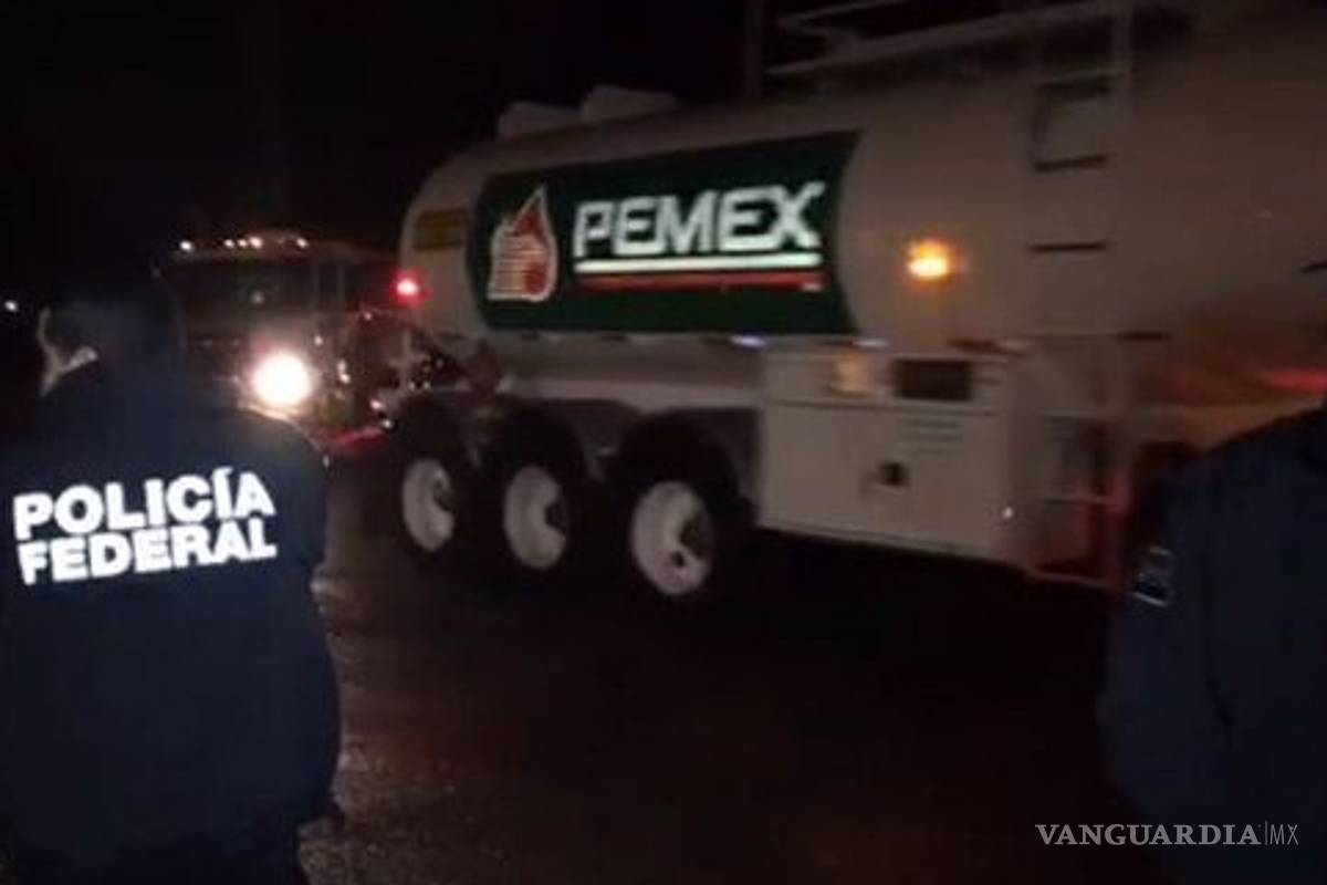 Prevalecen los bloqueos contra el 'gasolinazo' en Baja California