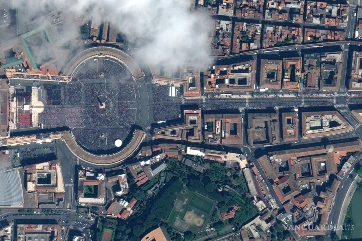 Cerca de 250 mil personas despiden a Francisco, el papa del pueblo