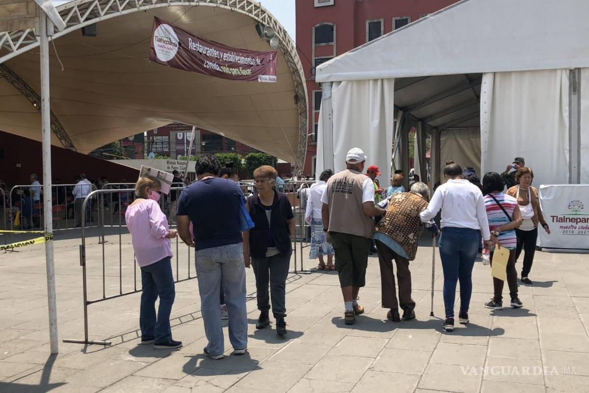 Burocracia e ineficiencia enfrentan adultos mayores para cobrar sus pensiones