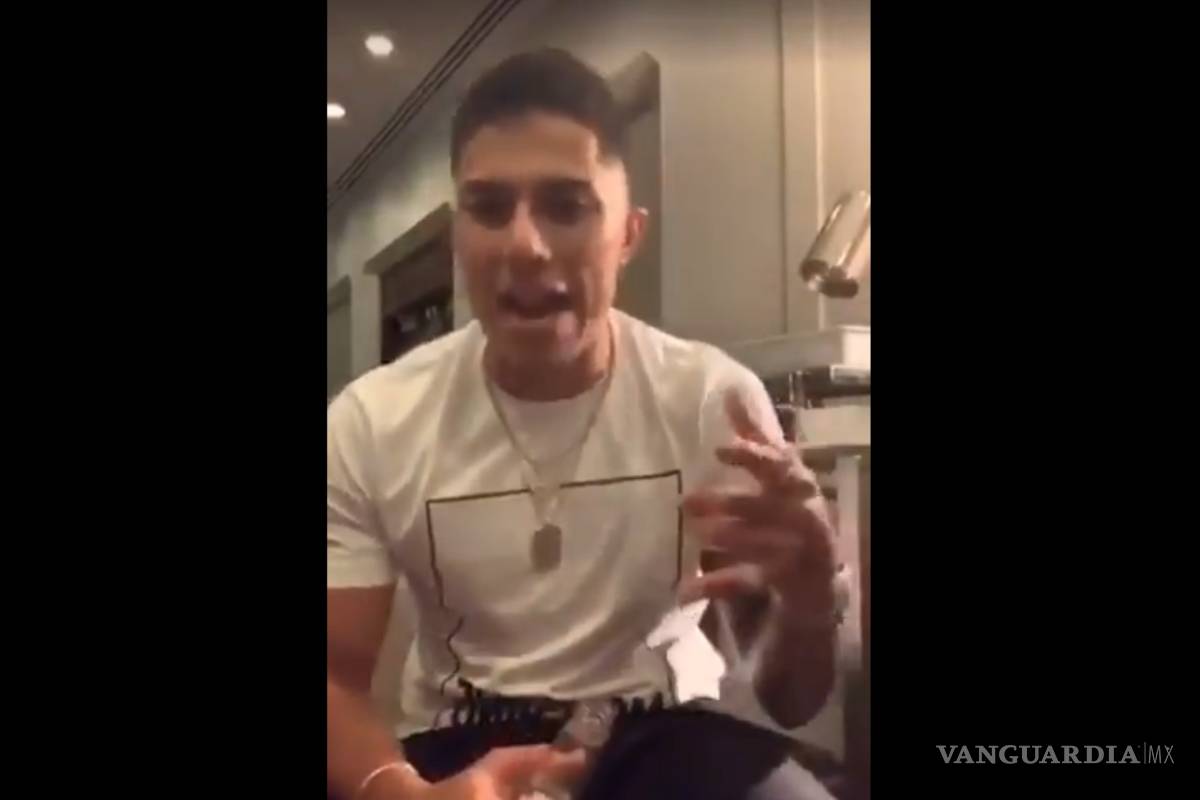 Al 'calor de las copas', Carlos Salcedo les dice a sus seguidores 'me pelan la verg...'