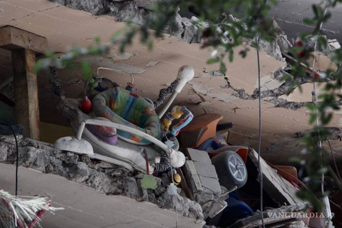 Niña de 8 años fue rescatada en Multifamiliar de Tlalpan, llevaba 33 horas bajo escombros