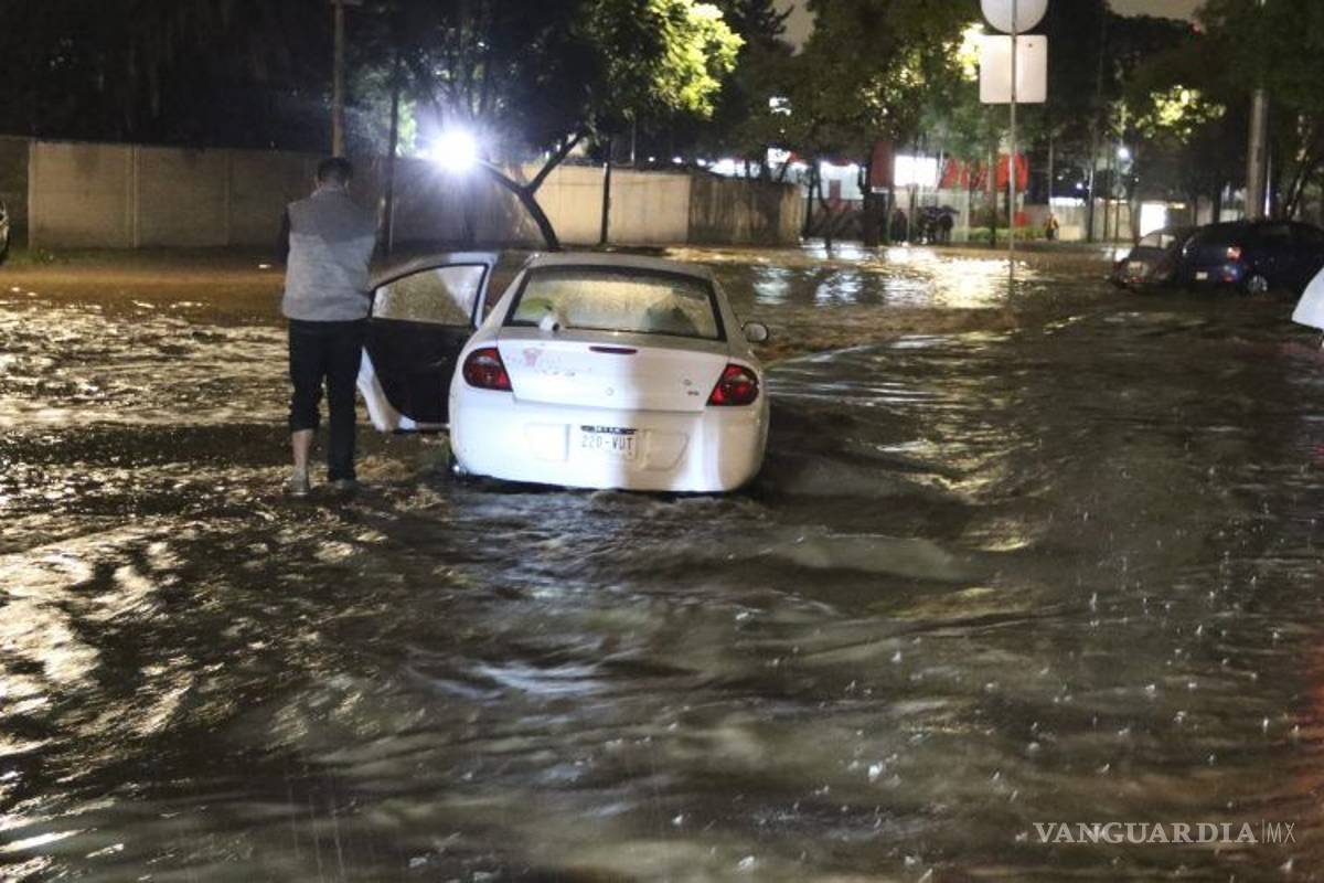 Restringen circulación en carreteras de Veracruz por &quot;Katia&quot;