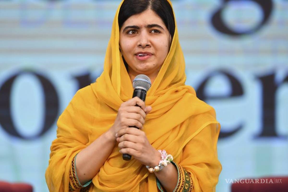 Malala habla ante 10 mil jóvenes en México Siglo XXI (En Vivo)