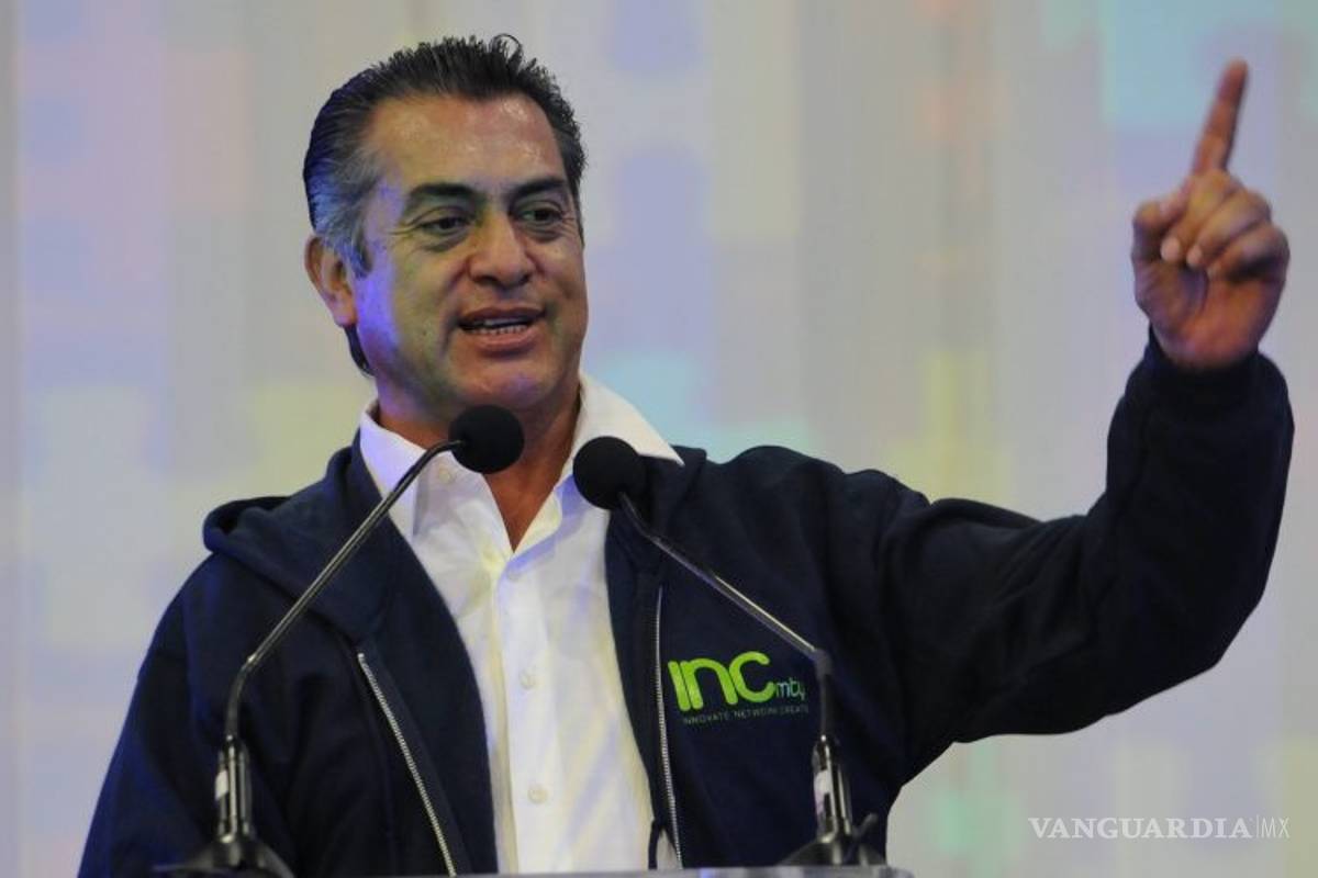 Dice 'El Bronco' cumplir meta de firmas... pero aún no tiene todos los requisitos