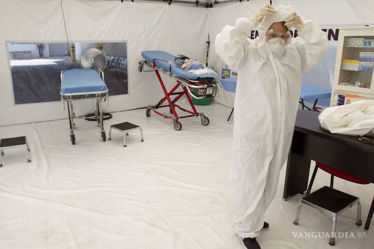 Médicos se aíslan de su propia familia mientras atienden a pacientes de coronavirus