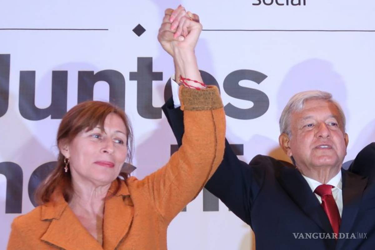 Tatiana Clouthier asegura que está 'al 100' con López Obrador