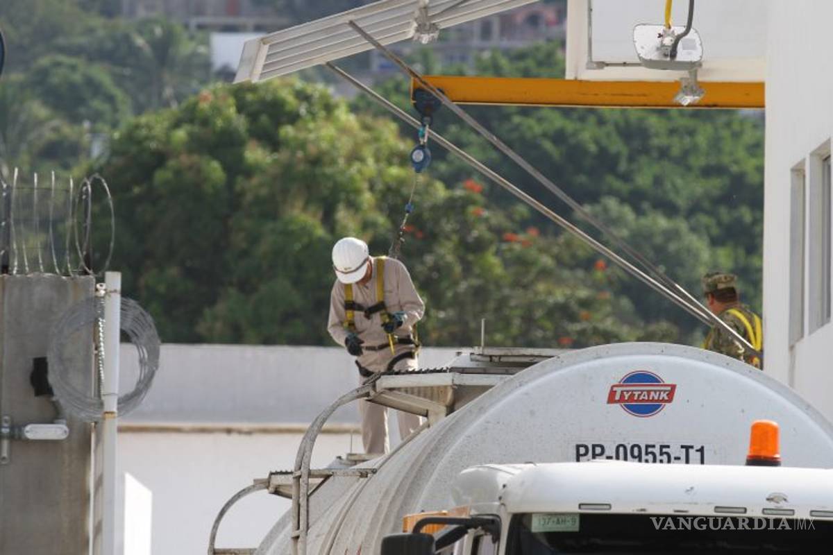 Importación de gasolina creció 36% en los primeros 9 días de enero: Sener