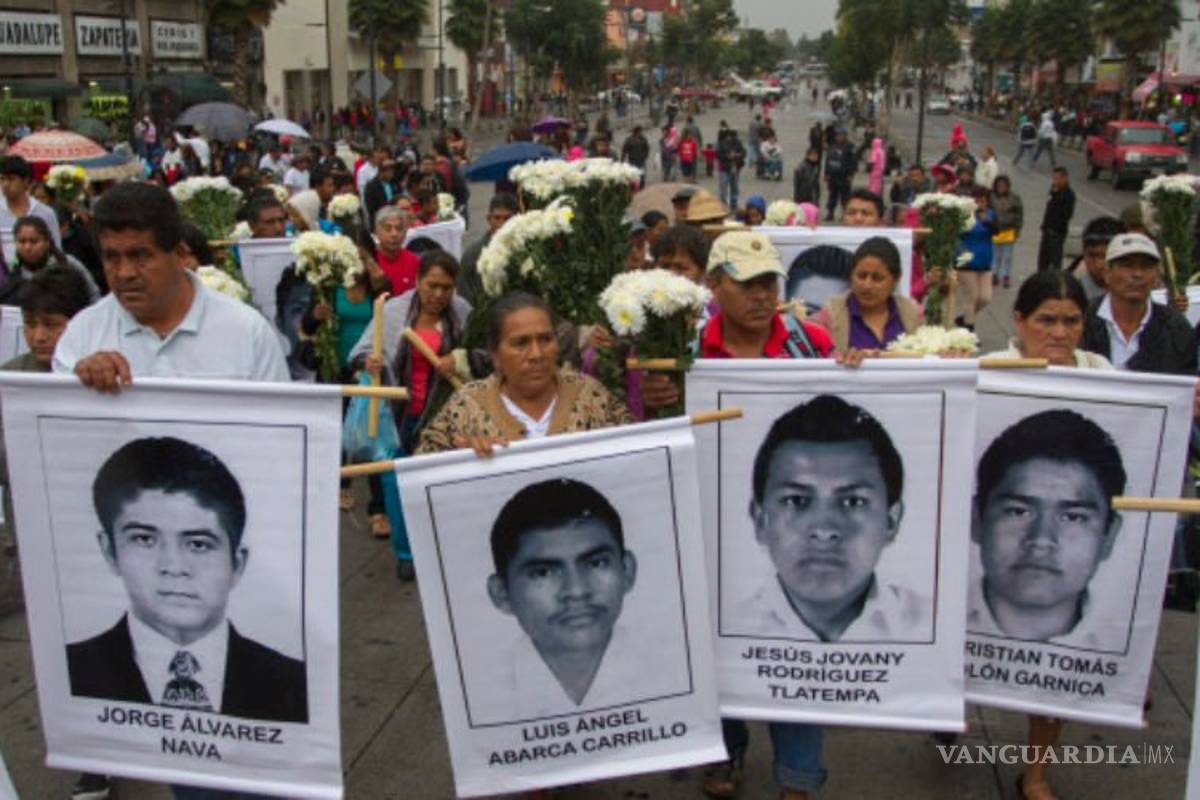 $!Desaparición de los 43 normalistas es "mucho peor" que la matanza del 68: Elena Poniatowska