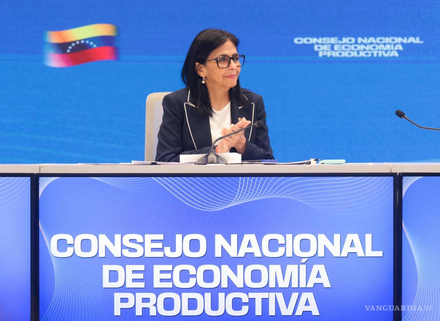 $!Delcy Rodríguez ha prometido que el público podrá rastrear cada dólar del petróleo mediante un nuevo sitio web.
