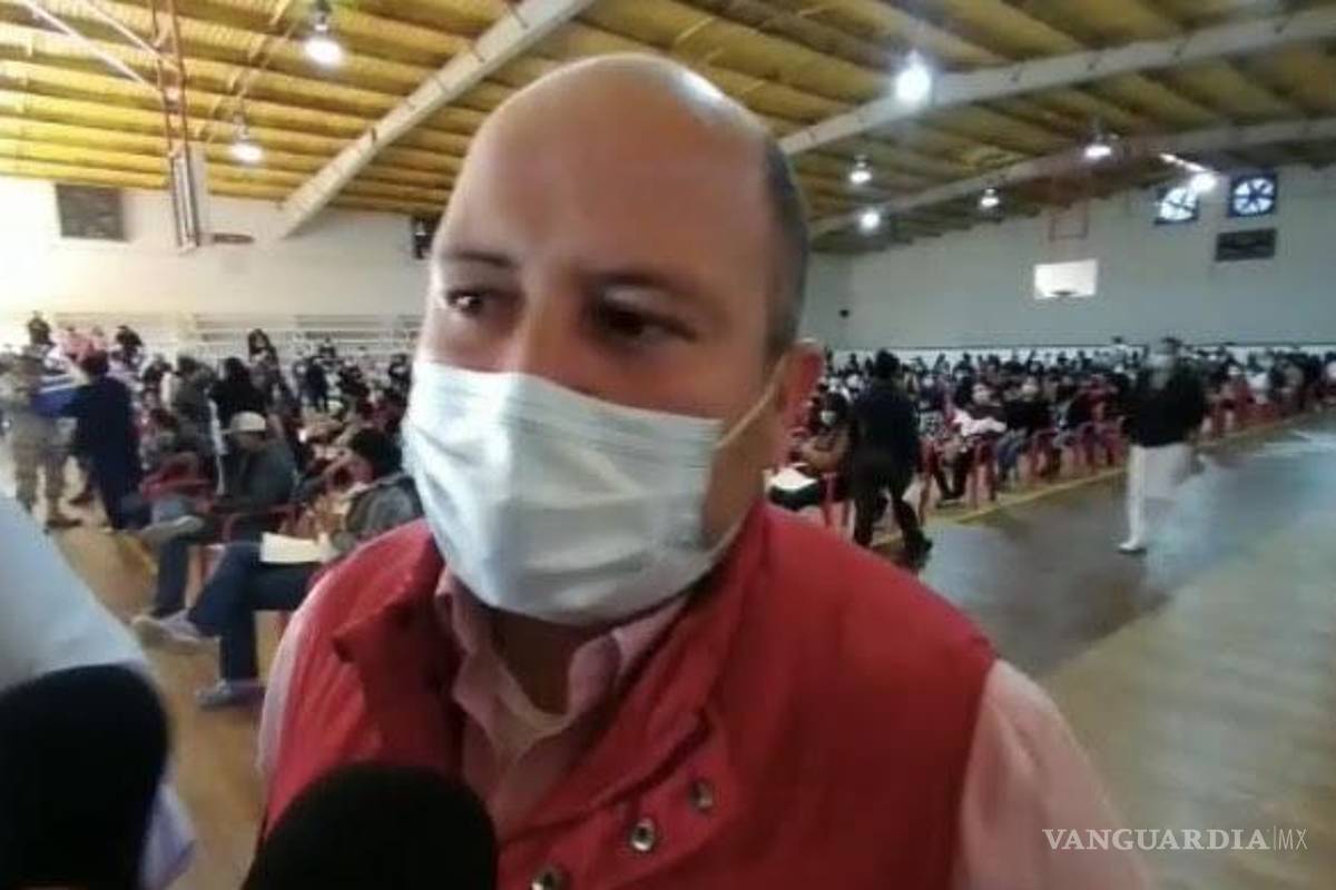 Con buena respuesta y en orden, vacunan a menores