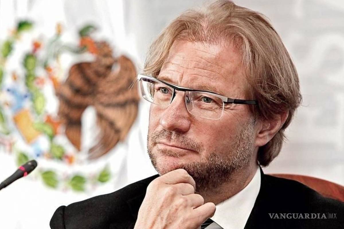 Seguirán bloqueadas las cuentas de Andrés Roemer: UIF