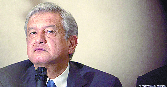 AMLO gana 50 mil pesos mensuales, según su 3de3