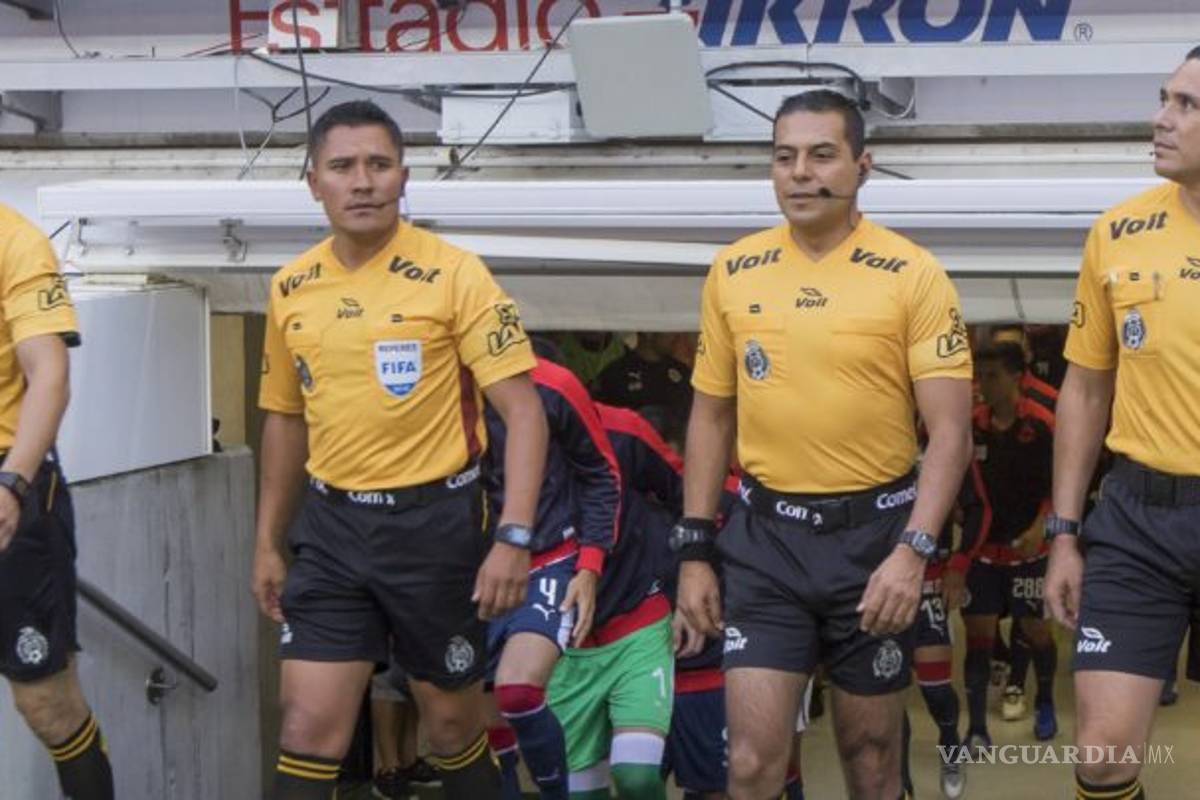 Árbitros pagan por ser designados en el futbol mexicano