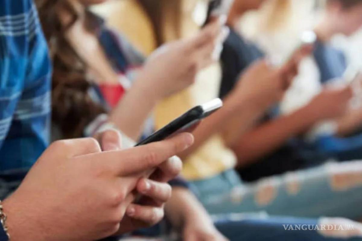 Grupos de WhatsApp de la UAdeC ayudan a atender robos, riñas y situaciones de acoso; registra 15 denuncias formales