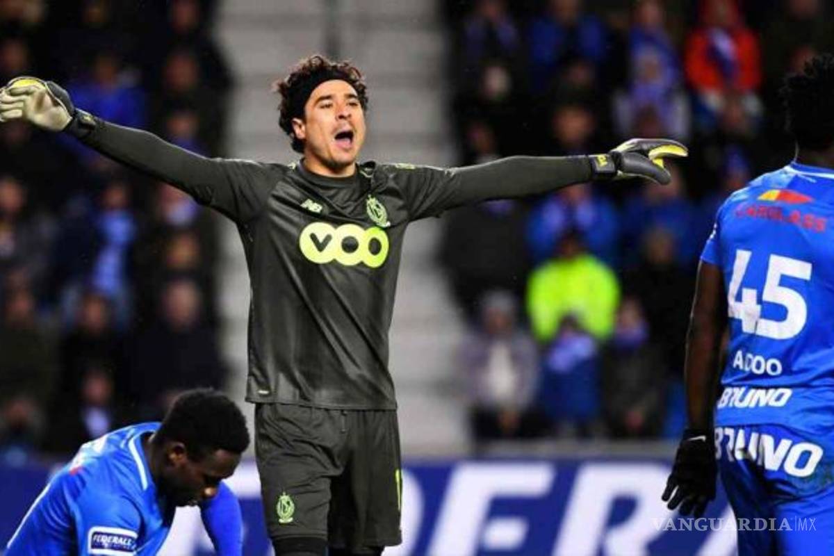 Guillermo Ochoa hace de todo, pero no evita la derrota del Standard de Lieja y peligra su tercer lugar en la Liga de Bélgica