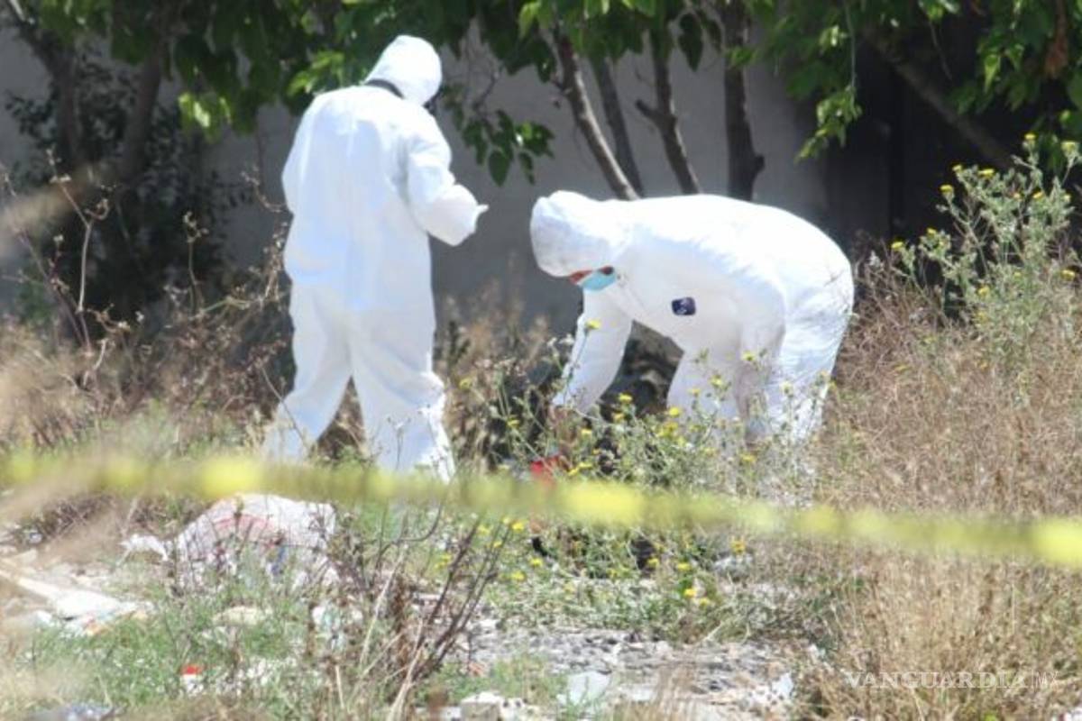 Hallan una fosa clandestina con 11 cadáveres en Uruapan