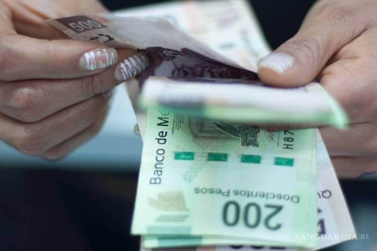 Dan a mujeres créditos más caros pese a menor morosidad