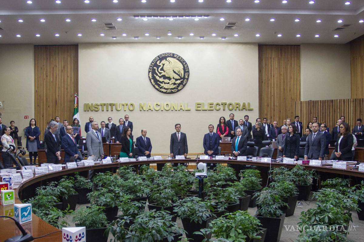 INE aprueba distribución de diputados y senadores, así quedará el congreso