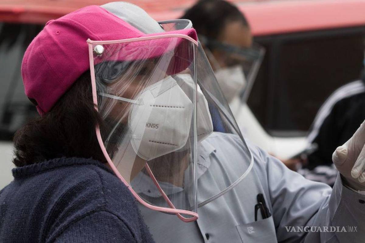 ¿Cada cuánto tiempo cambias tu cubrebocas?... esta es la recomendación del IMSS