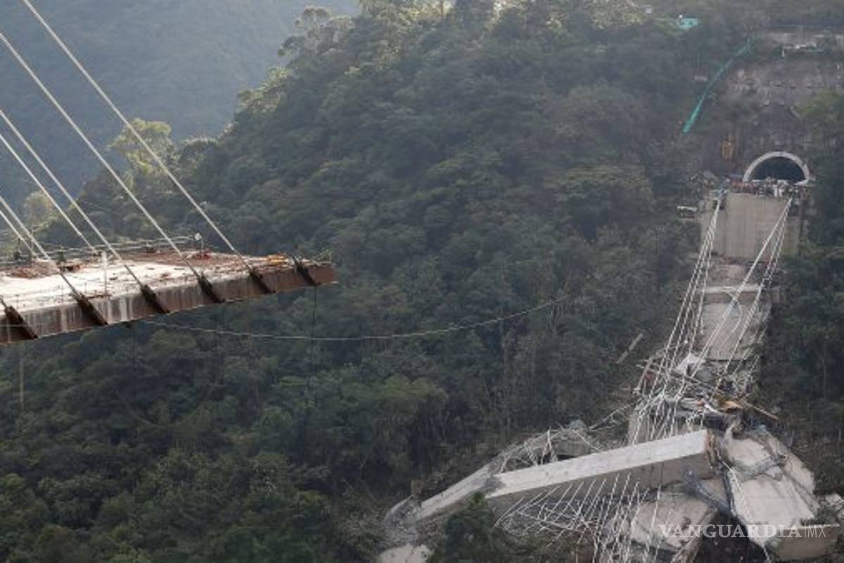 Viralizan fotos de puente colapsado, pero NO es el Baluarte